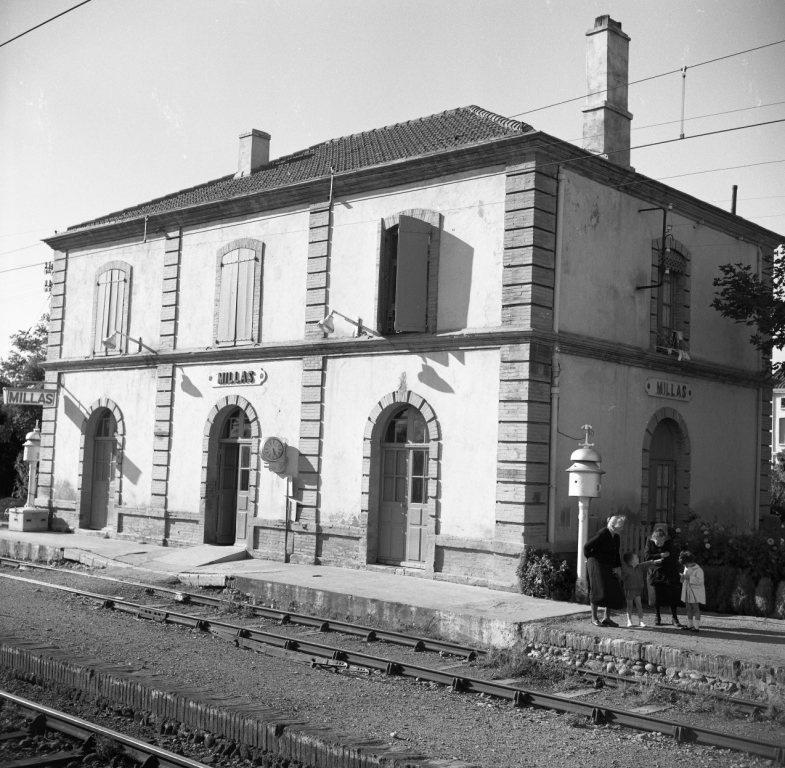 La Gare De Millas Chambres D'Hotes Dış mekan fotoğraf